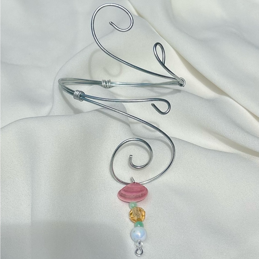 Arm Cuff: Pink Shell - Picture 2 of 4